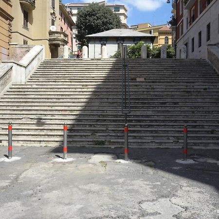 Da Marcella Al Colosseo ローマ エクステリア 写真